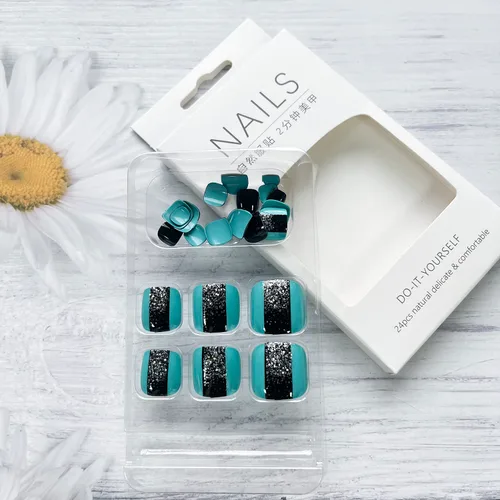 Vista 6 de Uñas cortas a presión, uñas postizas de acrílico brillante con forma cuadrada con diseño de purpurina plateada, cobertura completa, uñas postizas