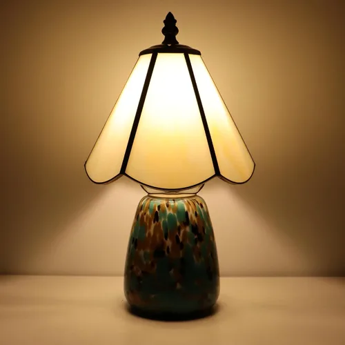 Vista 9 de Tiffany Lamp Stained Glass Mushroom Table Lamp 7X7X12 Inch Milky White Mini Night Light Glass Base Accent Light Suitable for Bedside Table Bedroom