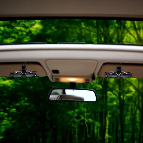 Vista 6 de Frienda Clip para lentes de sol de automóvil, 2 piezas, clips para visera de sol, accesorios de montaje para anteojos (negro)