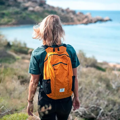 Vista 5 de Mochila 4Monster de excursionismo, de día, resistente al agua, ligera, plegable, para viajes, campamento, exteriores